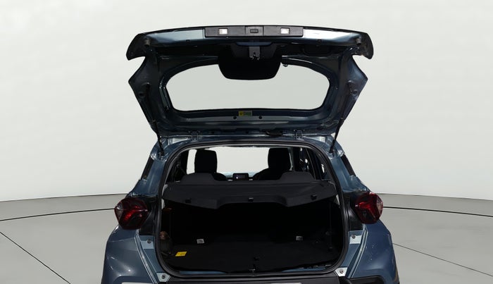 2024 Tata PUNCH ADVENTURE MT CNG , CNG, Manual, 27,230 km, Boot Open Zoomed View