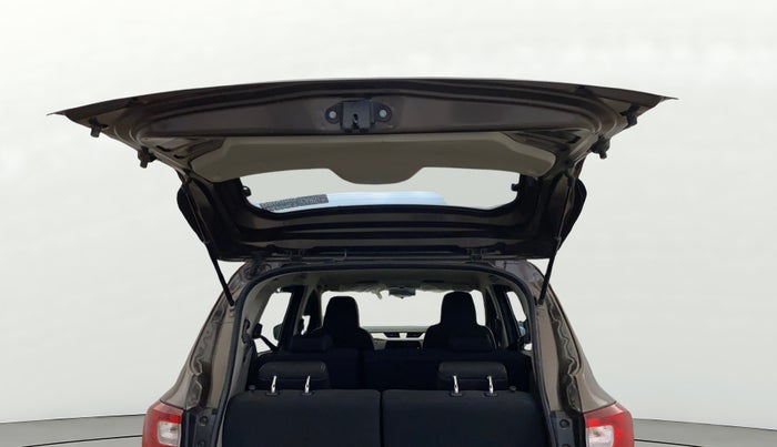 2024 Renault TRIBER RXZ, Petrol, Manual, 11,880 km, Boot Door Open