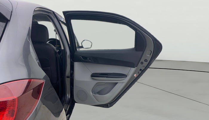 2021 Tata Tiago XT (O) PETROL, CNG, Manual, 49,612 km, RHS Rear Door