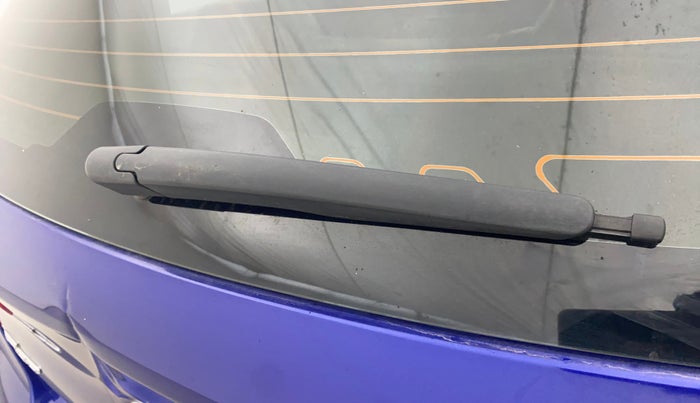 2017 Ford New Figo TITANIUM 1.2 PETROL MT, Petrol, Manual, 77,672 km, Rear Wiper