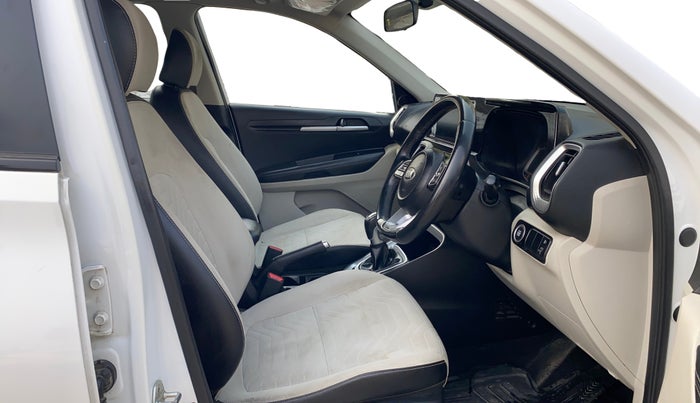 2020 KIA SONET HTX 1.0 IMT, Petrol, Manual, 38,690 km, Right Side Front Door Cabin