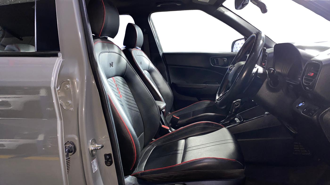 2022 Hyundai VENUE N LINE N8 1.0 TURBO DCT, Petrol, Automatic, 20,909 km, Right Side Front Door Cabin