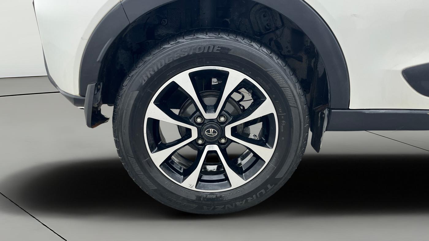 2021 Tata NEXON XZ PLUS PETROL DUAL TONE, Petrol, Manual, 38,282 km, Right Rear Wheel