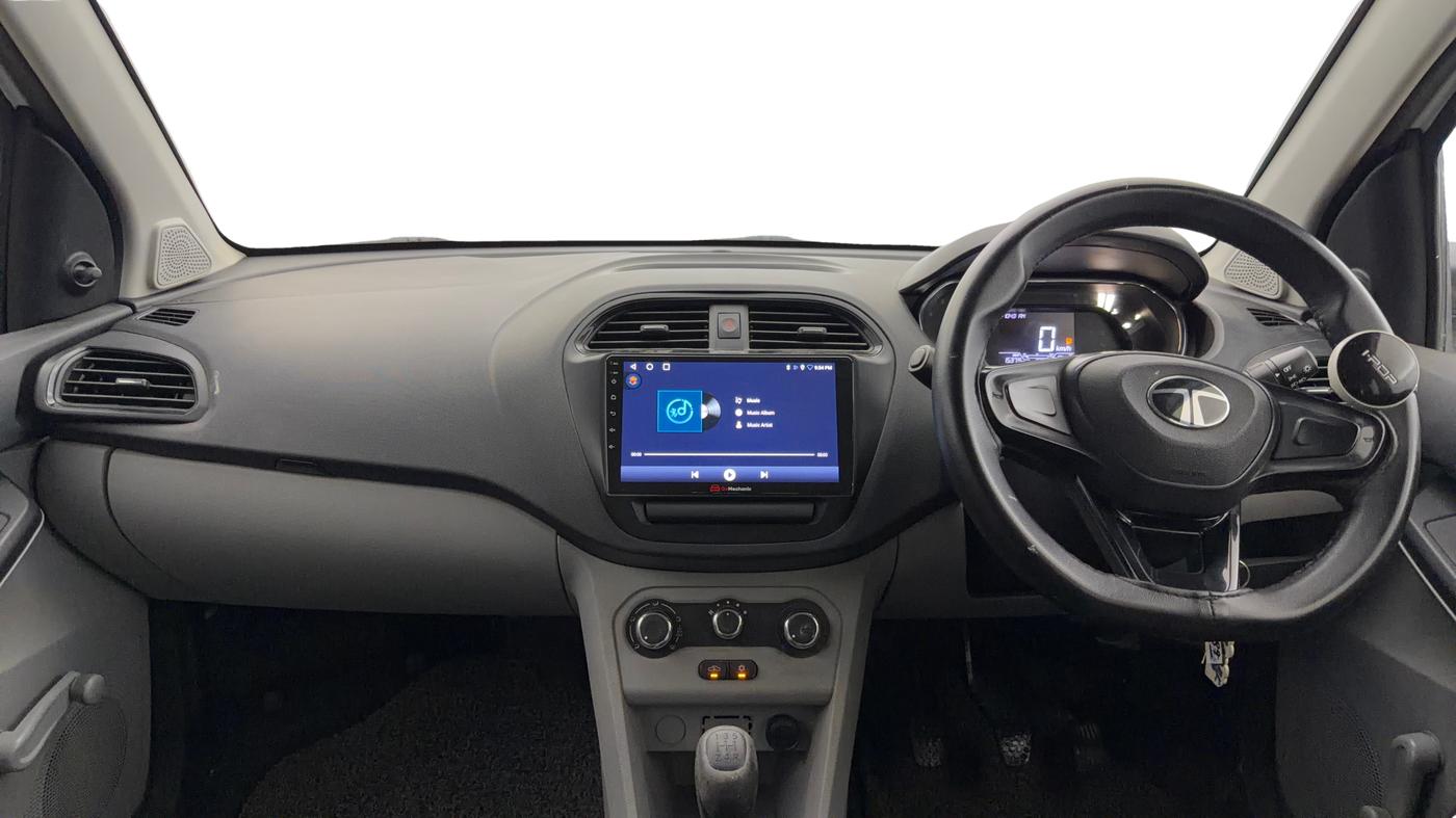 2024 Tata Tiago XE PETROL, Petrol, Manual, 15,368 km, Dashboard