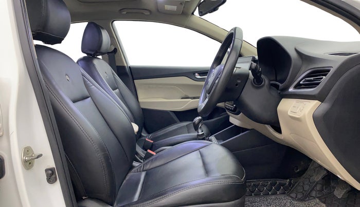 2020 Hyundai Verna SX 1.5 VTVT, Petrol, Manual, 78,881 km, Right Side Front Door Cabin