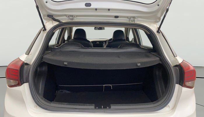 2020 Hyundai Elite i20 MAGNA PLUS 1.2, Petrol, Manual, 13,604 km, Boot Open Zoomed View