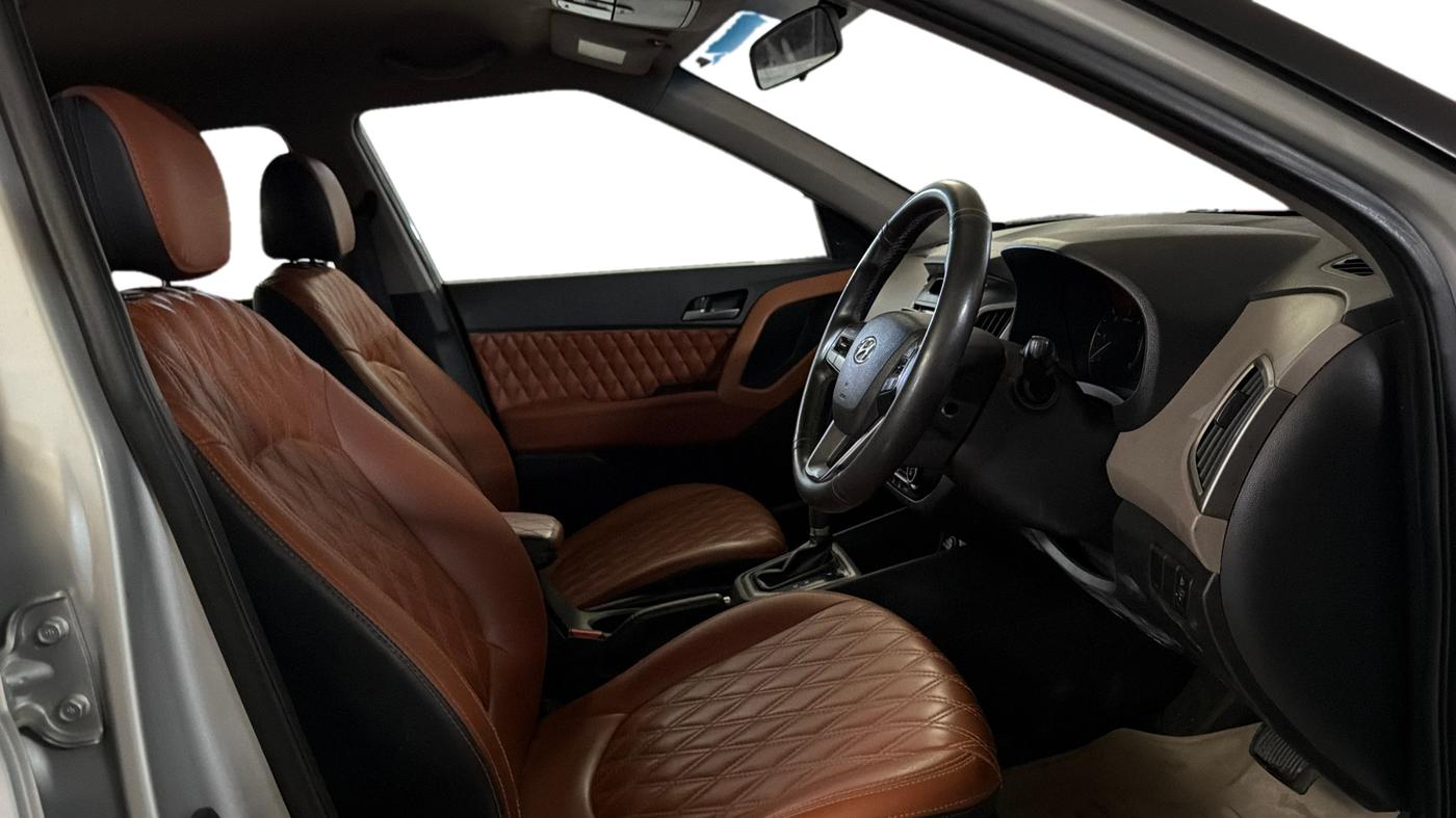 2016 Hyundai Creta S PLUS 1.6 AT DIESEL, Diesel, Automatic, 79,071 km, Right Side Front Door Cabin