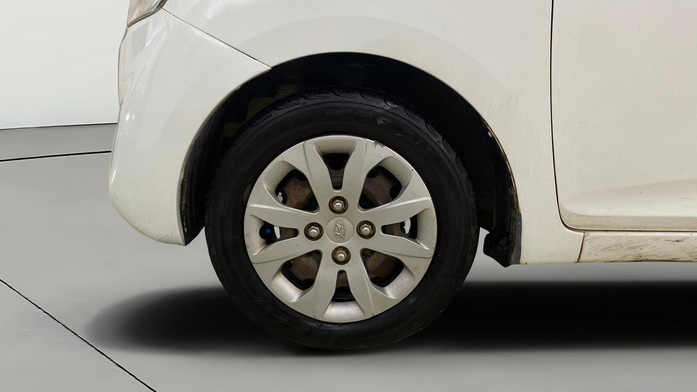 2015 Hyundai Eon MAGNA +, Petrol, Manual, 56,581 km, Left Front Wheel