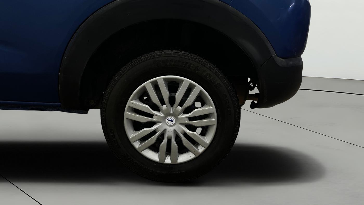 2021 Renault TRIBER RXT, Petrol, Manual, 47,475 km, Left Rear Wheel