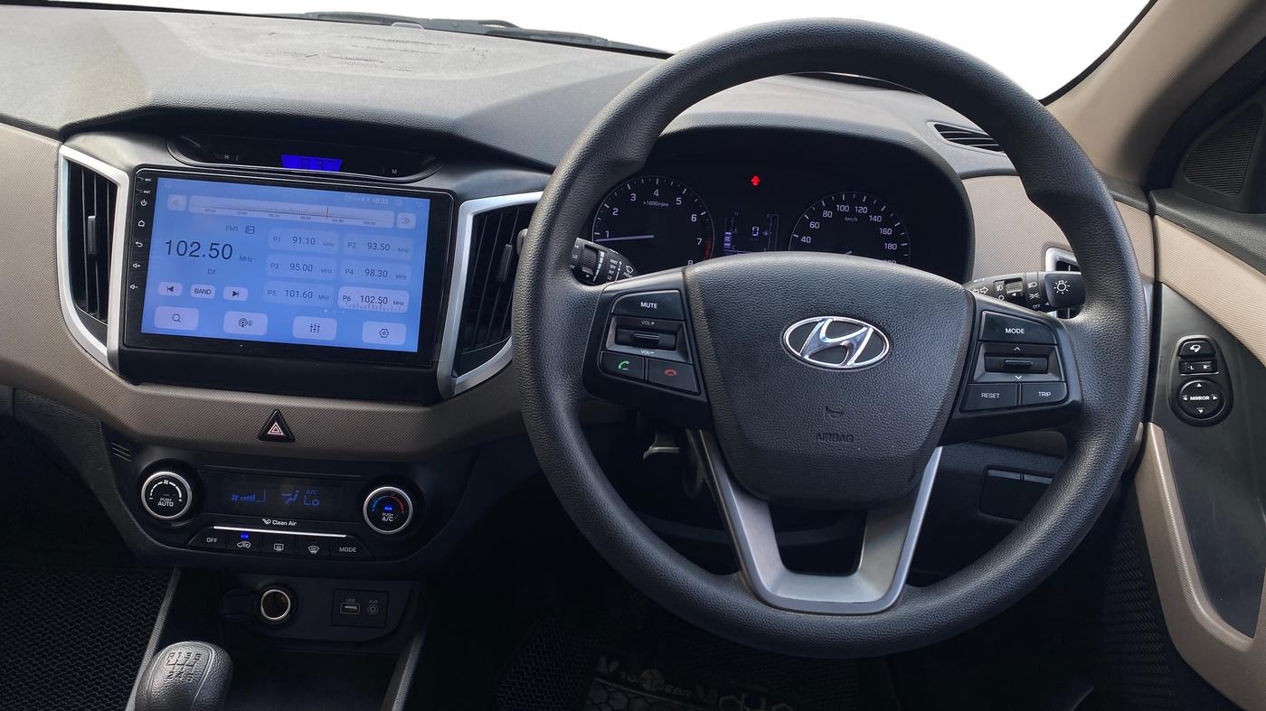 2016 Hyundai Creta  SX 1.6 Petrol , Petrol, Manual, 10,618 km, Steering Wheel Close Up