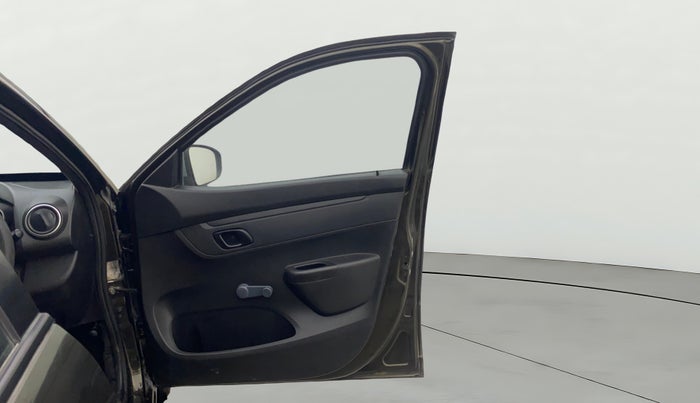 2018 Renault Kwid RXL 1.0, Petrol, Manual, 77,765 km, RHS Front Door