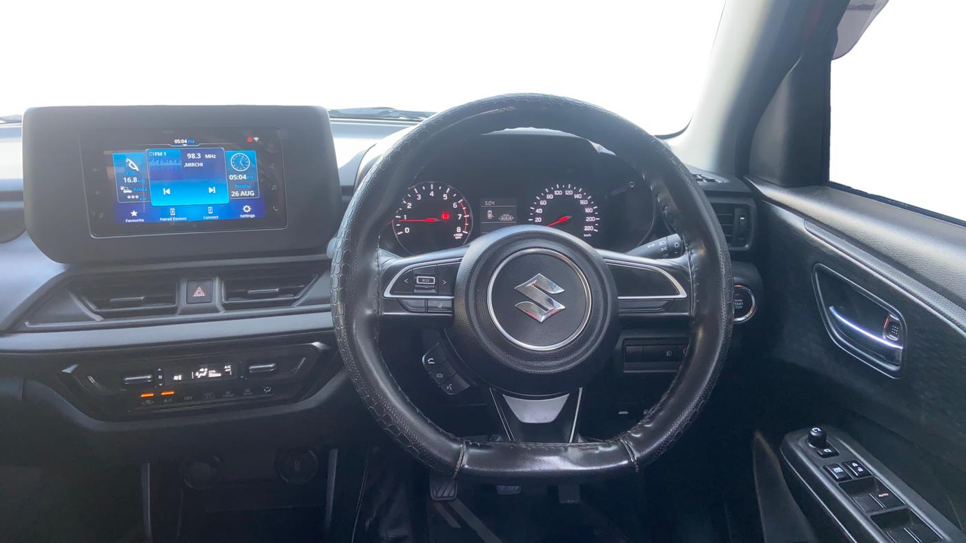 2024 Maruti Swift VXi (O), Petrol, Manual, 30,500 km, Steering Wheel Close Up