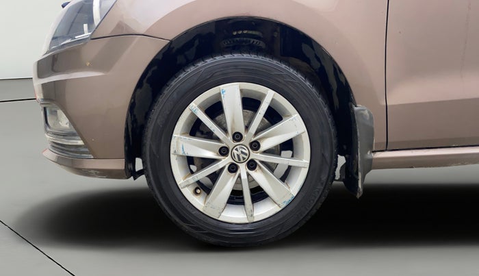 2016 Volkswagen Ameo HIGHLINE1.2L, Petrol, Manual, 66,761 km, Left Front Wheel