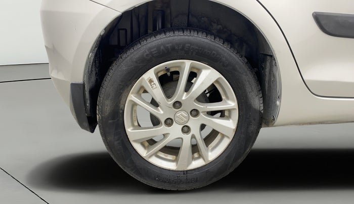 2013 Maruti Swift ZXI, Petrol, Manual, 71,908 km, Right Rear Wheel