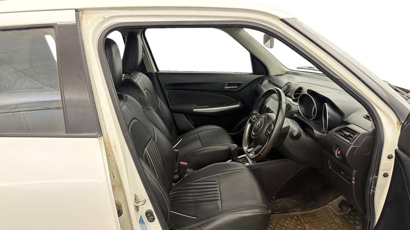2018 Maruti Swift ZXI AMT, Petrol, Automatic, 51,329 km, Right Side Front Door Cabin