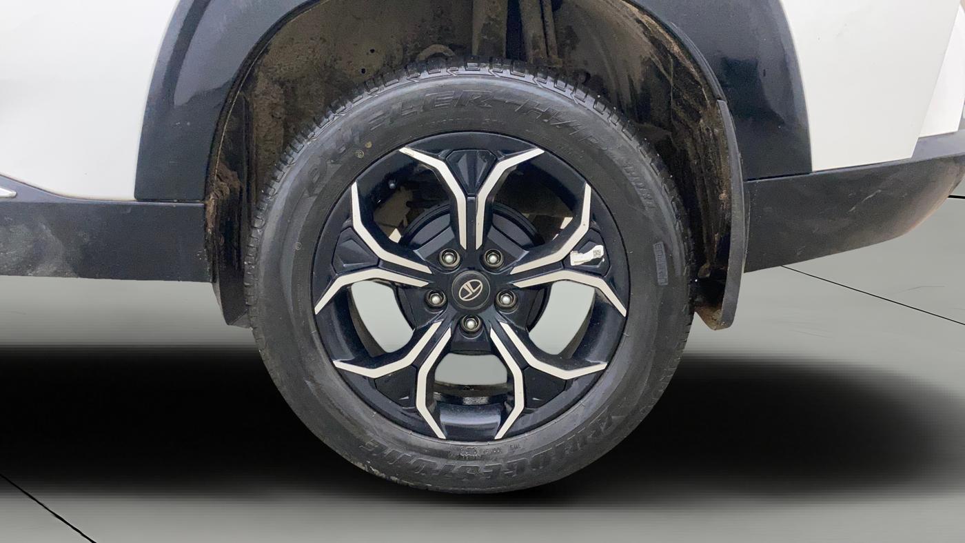 2025 Tata Curvv Creative S 1.2 Petrol 6MT, Petrol, Manual, 15,761 km, Left Rear Wheel