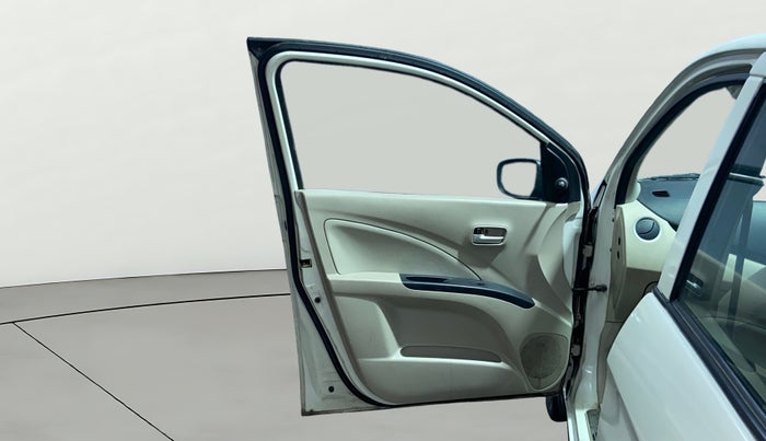 2019 Maruti Celerio VXI, Petrol, Manual, 1,15,752 km, LHS Front Door