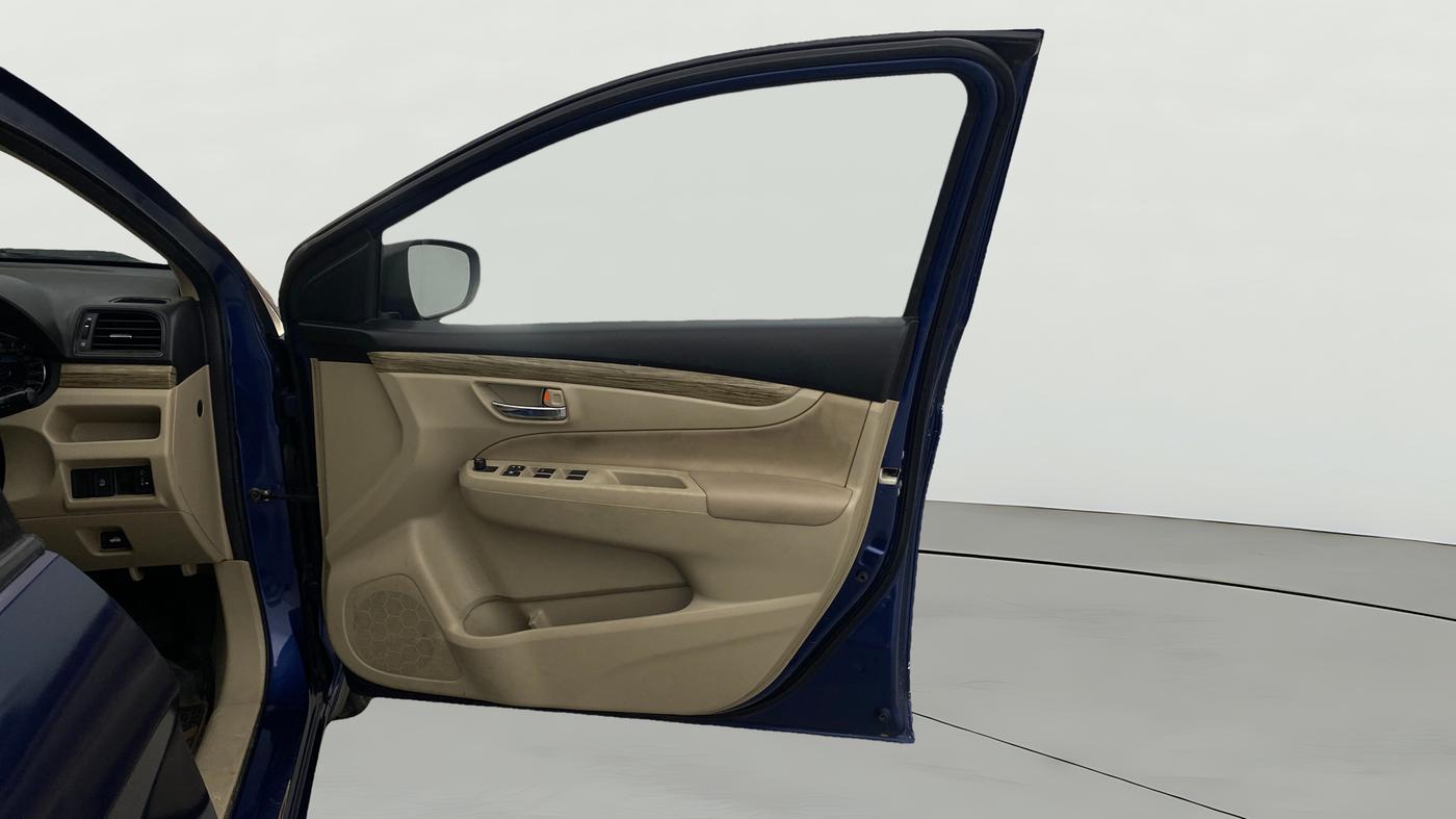 2021 Maruti Ciaz SIGMA 1.5 SHVS MT  PETROL, Petrol, Manual, 1,00,250 km, RHS Front Door