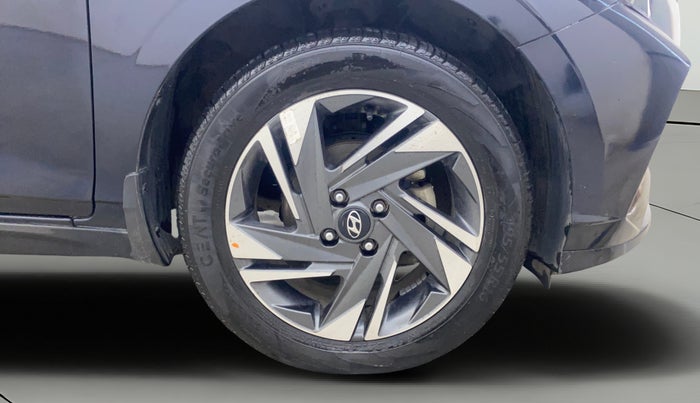 2022 Hyundai NEW I20 ASTA (O) 1.2 AT, Petrol, Automatic, 33,680 km, Right Front Wheel