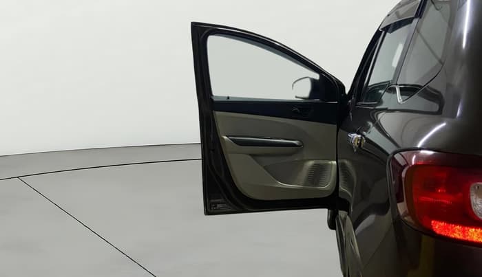 2022 Renault TRIBER RXT LIMITED EDITION AMT, Petrol, Automatic, 47,546 km, LHS Front Door