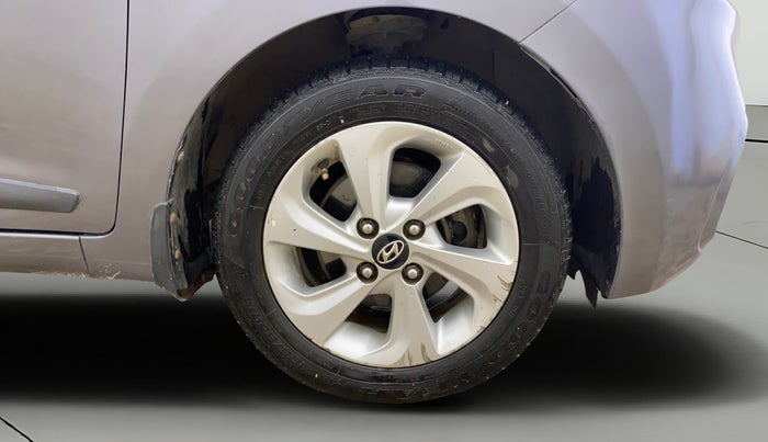 2017 Hyundai Xcent SX 1.2, Petrol, Manual, 76,164 km, Right Front Wheel