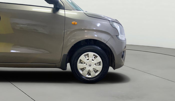 2022 Maruti New Wagon-R LXI CNG 1.0, CNG, Manual, 58,952 km, Right Front Wheel
