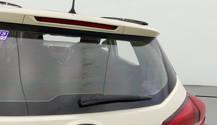 2019 Mahindra XUV300 W8 1.2 PETROL, Petrol, Manual, 82,081 km, Rear Wiper