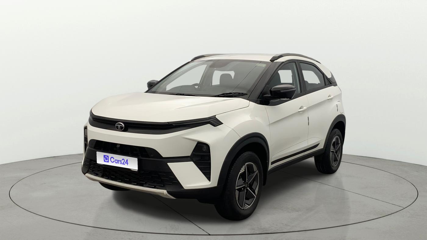 2024 Tata NEXON CREATIVE + AMT 1.5 DIESEL, Diesel, Automatic, 19,882 km, Left Front Diagonal