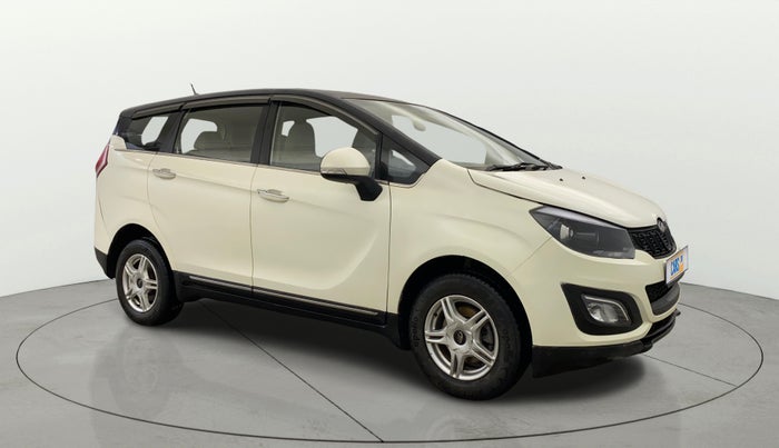 2018 Mahindra MARAZZO M6 7 STR, Diesel, Manual, 58,406 km, Right Front Diagonal