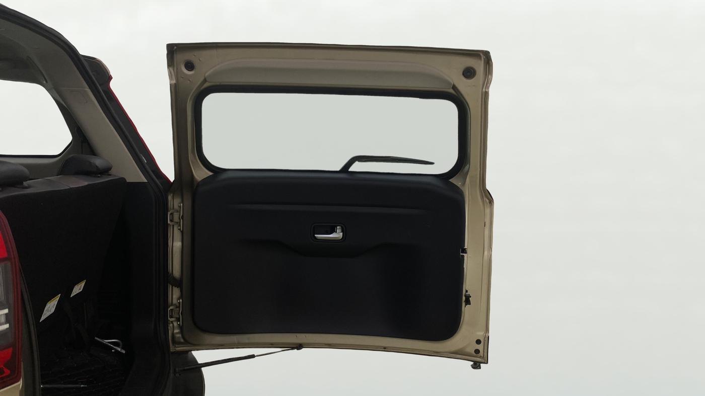 2023 Mahindra SCORPIO-N Z8 L PETROL MT 7 STR, Petrol, Manual, 20,542 km, Boot Door Open
