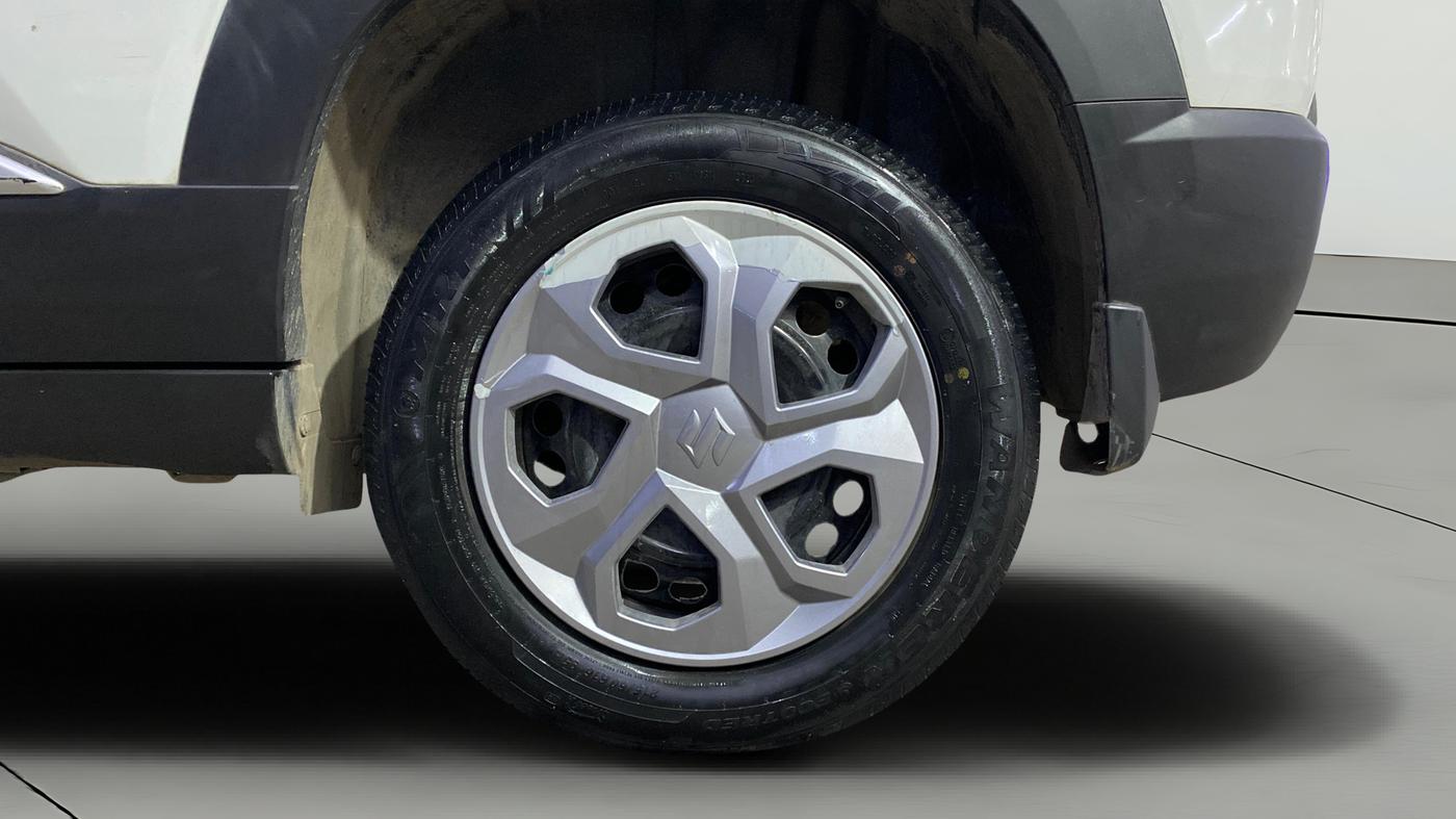 2023 Maruti BREZZA VXI, Petrol, Manual, 28,303 km, Left Rear Wheel