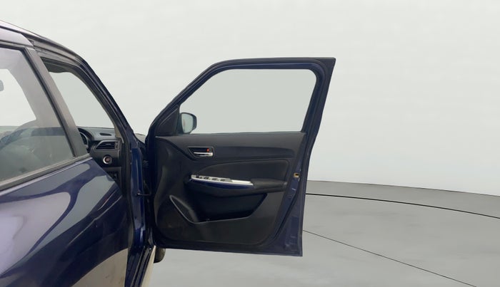 2018 Maruti Swift ZXI PLUS, Petrol, Manual, 70,961 km, RHS Front Door