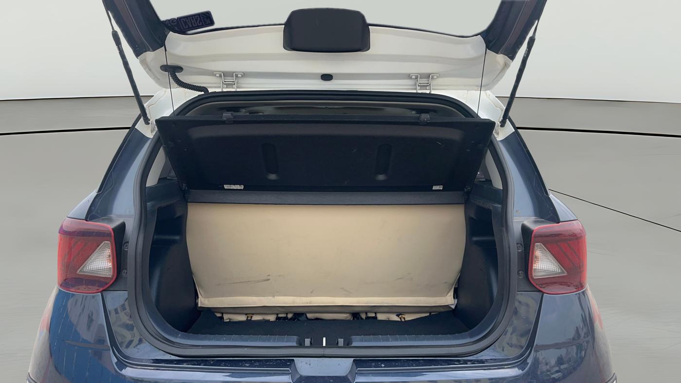 2019 Hyundai VENUE SX 1.0 TURBO DUAL TONE, Petrol, Manual, 99,565 km, Boot Open Zoomed View