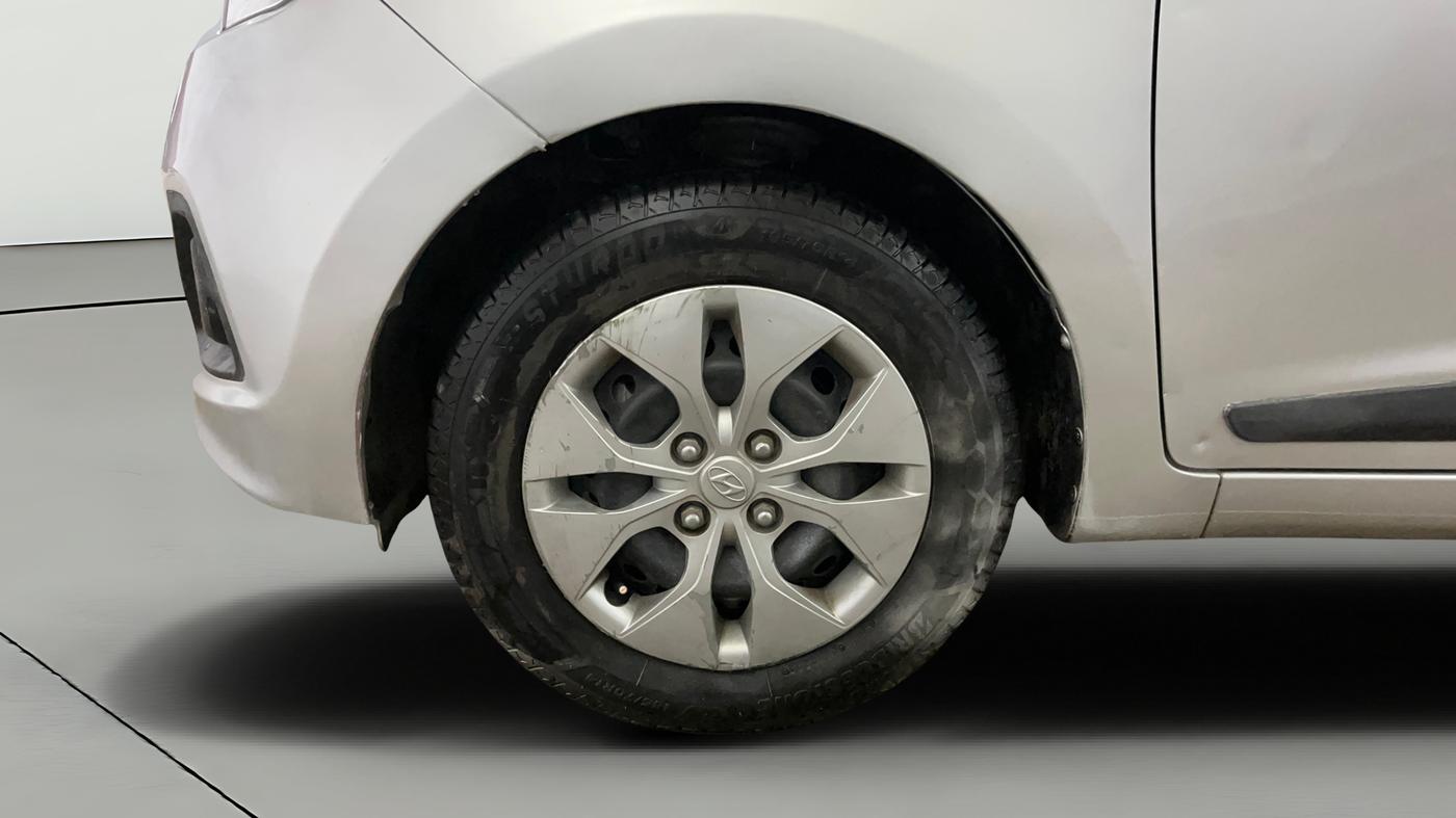 2014 Hyundai Xcent S 1.2, Petrol, Manual, 65,996 km, Left Front Wheel