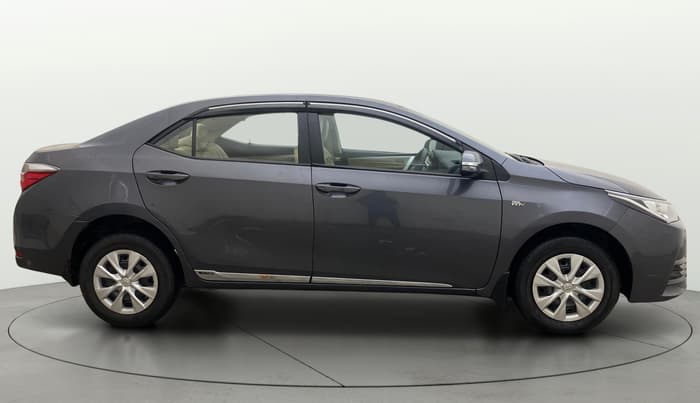 2018 Toyota Corolla Altis J PETROL, Petrol, Manual, 70,965 km, Right Side View