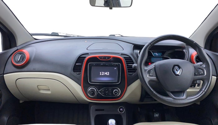 2017 Renault Captur RXT DIESEL, Diesel, Manual, 67,726 km, Dashboard