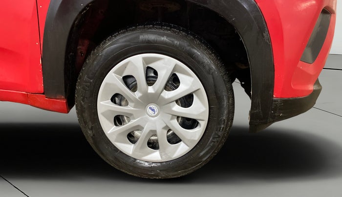 2019 Mahindra KUV 100 NXT K2 P 6 STR, Petrol, Manual, 70,016 km, Right Front Wheel