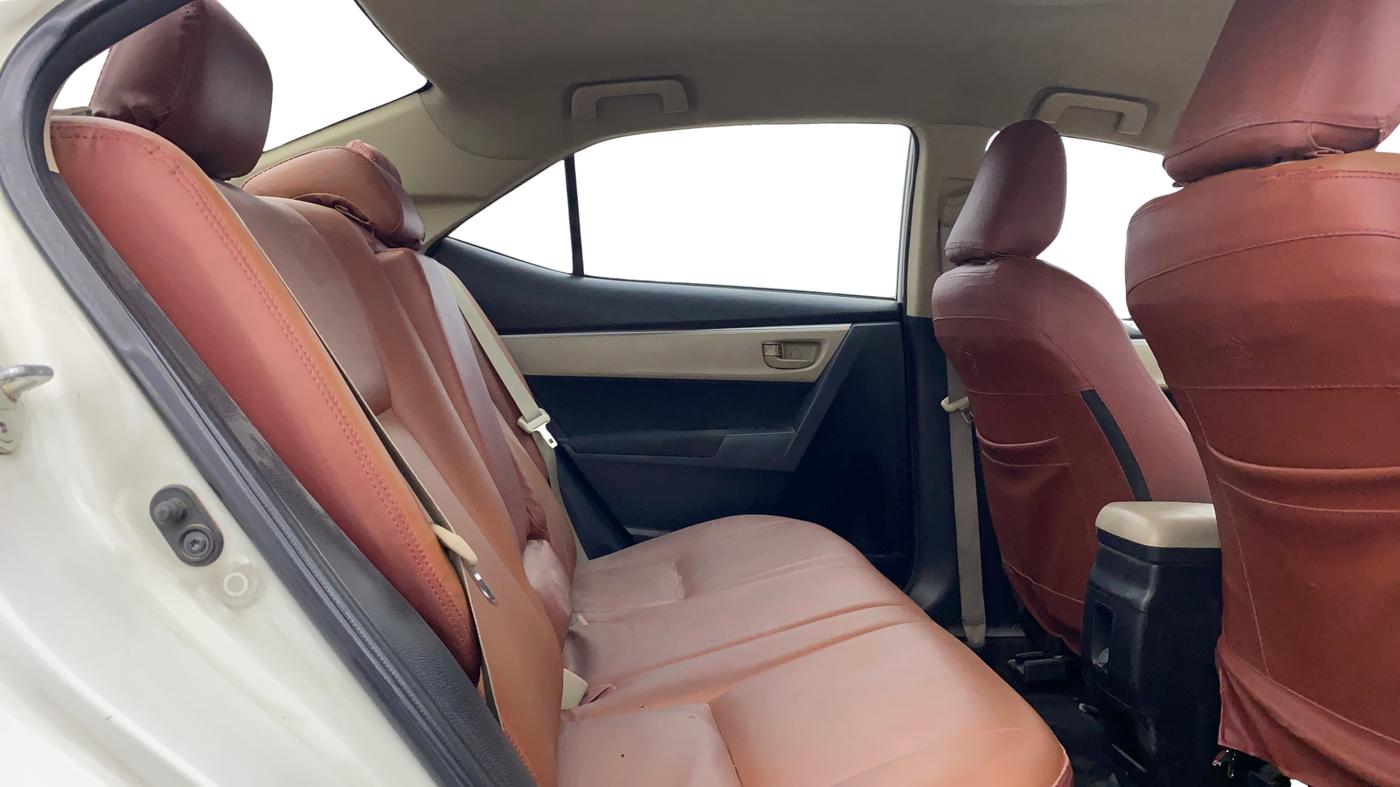 2015 Toyota Corolla Altis JS PETROL, Petrol, Manual, 84,825 km, Right Side Rear Door Cabin