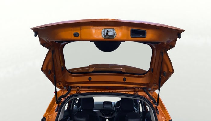 2018 Tata NEXON XZ PLUS DIESEL, Diesel, Manual, 1,08,811 km, Boot Door Open