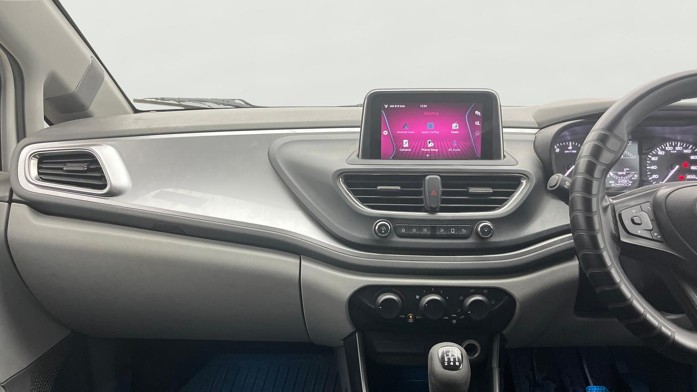 2020 Tata ALTROZ XT PETROL, Petrol, Manual, 64,549 km, Air Conditioner