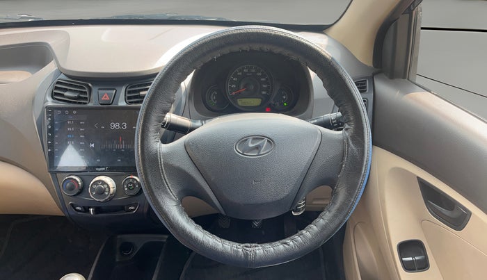 2018 Hyundai Eon ERA +, Petrol, Manual, 59,052 km, Steering Wheel Close Up