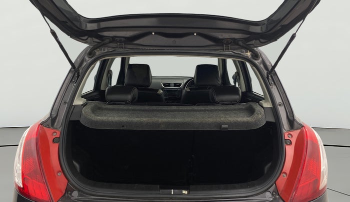 2017 Maruti Swift VXI O, Petrol, Manual, 90,205 km, Boot Open Zoomed View