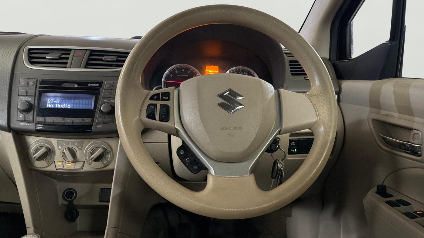 2018 Maruti Ertiga VXI, Petrol, Manual, 91,882 km, Steering Wheel Close Up