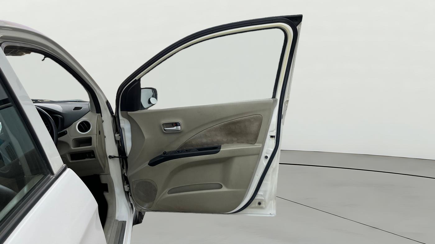 2015 Maruti Celerio ZXI, Petrol, Manual, 1,19,818 km, RHS Front Door