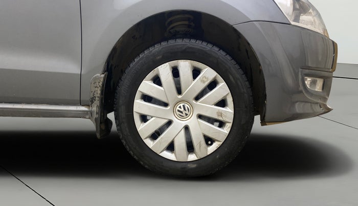 2013 Volkswagen Polo COMFORTLINE 1.2L, Diesel, Manual, 97,390 km, Right Front Wheel