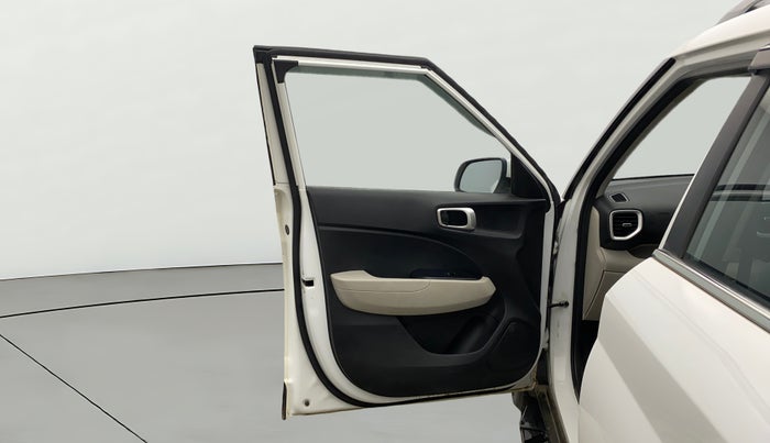 2022 Hyundai VENUE S (O) 1.0 Turbo Petrol DCT, Petrol, Automatic, 42,538 km, LHS Front Door