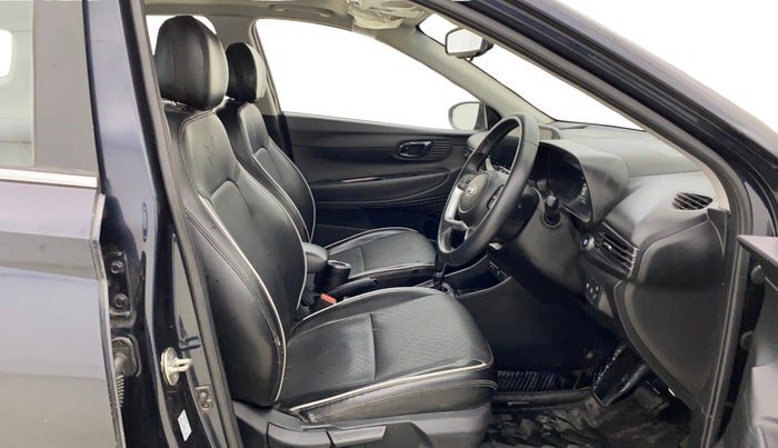 2022 Hyundai NEW I20 ASTA (O) 1.2 AT, Petrol, Automatic, 36,151 km, Right Side Front Door Cabin