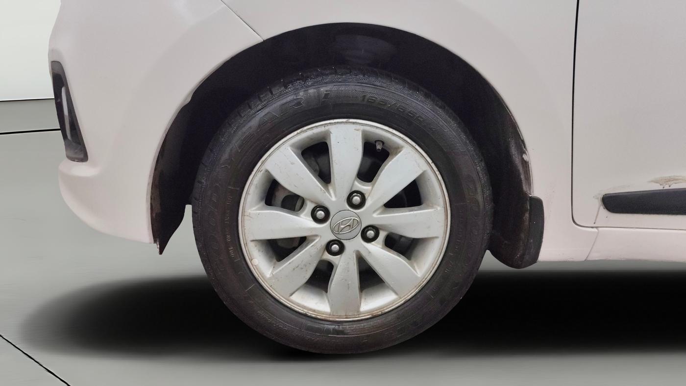 2014 Hyundai Xcent S (O) 1.2, Petrol, Manual, 48,896 km, Left Front Wheel
