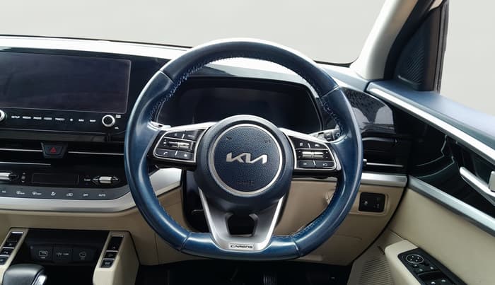 2022 KIA CARENS LUXURY PLUS 1.5 DIESEL AT 6 STR, Diesel, Automatic, 1,38,060 km, Steering Wheel Close Up