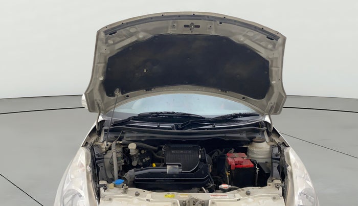 2014 Maruti Swift VXI, Petrol, Manual, 81,951 km, Open Bonet